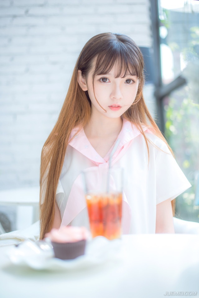 “荒唐，周瑜私自毁盟在先，偷袭我军，乃咎由自取，如何能够怪到我们头上！？”陈到冷声道：“尔等今日无故攻伐江夏，才会为天下人耻笑。”